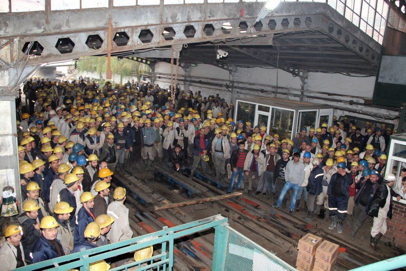 Eti Bandırma Maden İşçileri Direndi;  İdari İzin Hakkını Kazandı