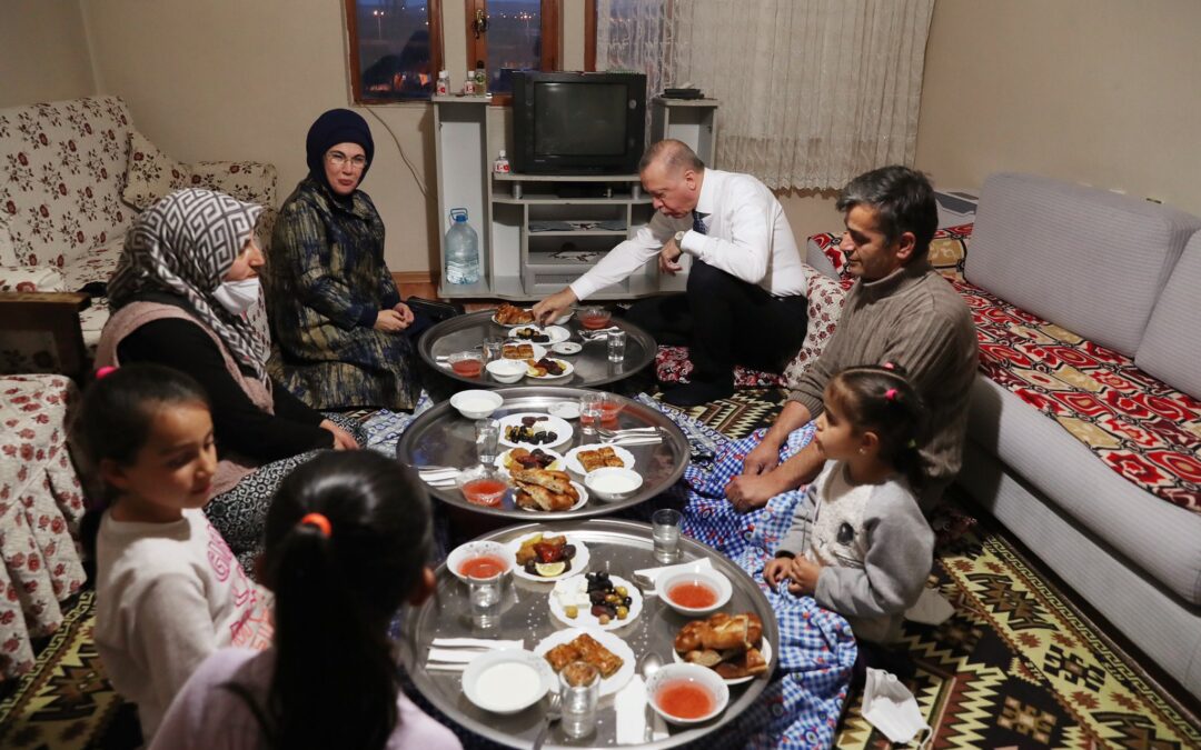 “FAKİR FUKARA GARİP GUREBA…!”