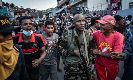 Madagaskar: Fransız emperyalizmi tarafından ülkeden kaçırılan devrik Başkan Andry Rajoelina kimdir?